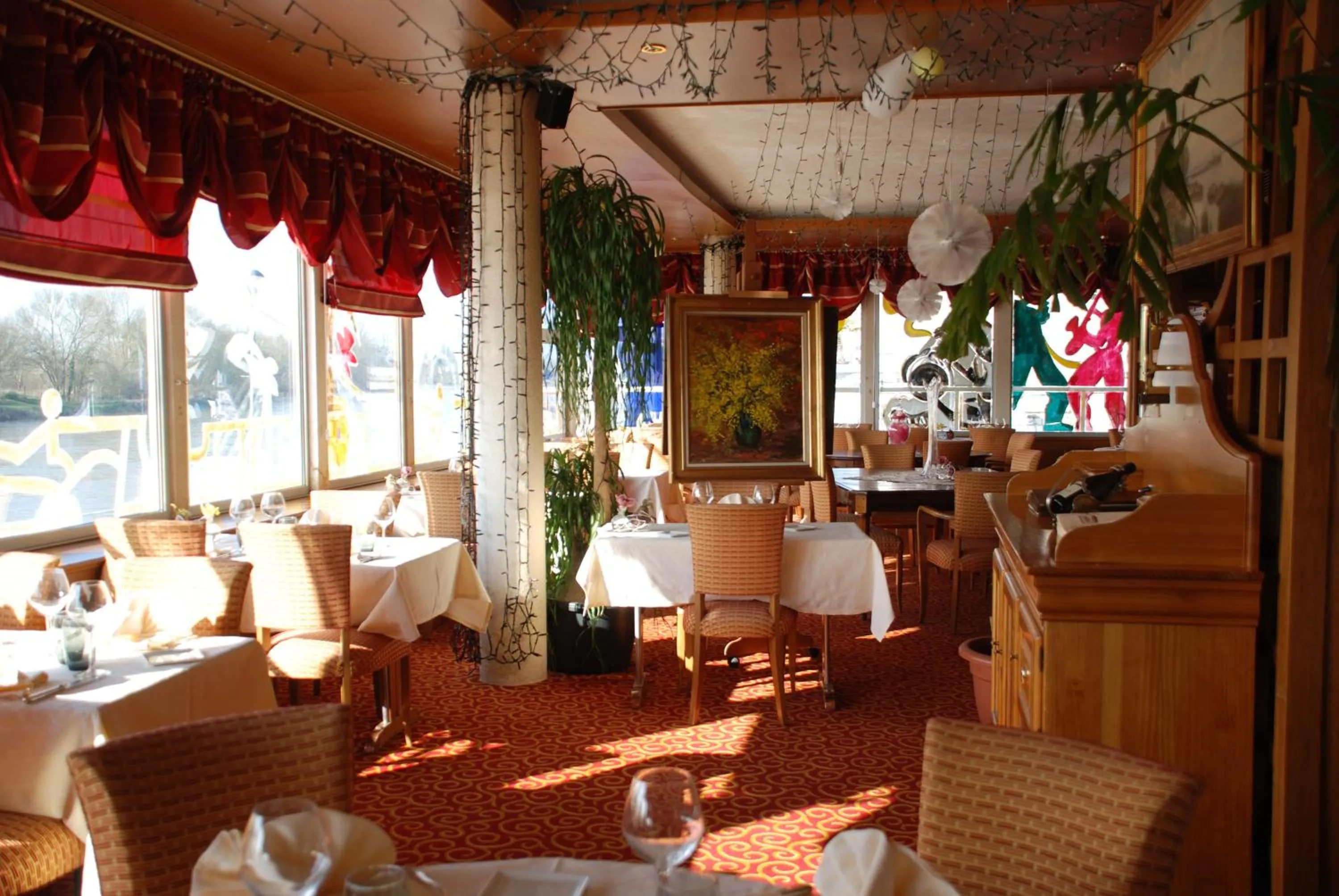 Restaurant/places to eat in Hôtel Restaurant Le Bellevue Montrichard 3 étoiles