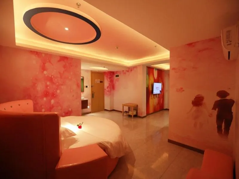 Bed in GreenTree Inn Haikou Chengmai Old Town Software Park Business Hotel