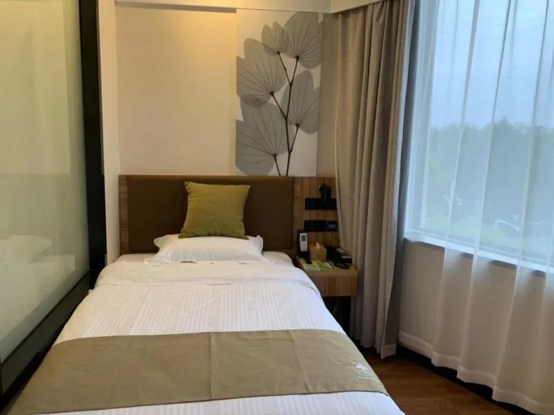 GreenTree Inn Shanghai International Exhibition Center Gulang Road Holiday Hotel