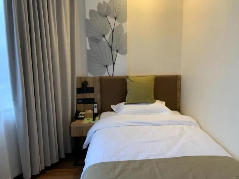 GreenTree Inn Shanghai International Exhibition Center Gulang Road Holiday Hotel