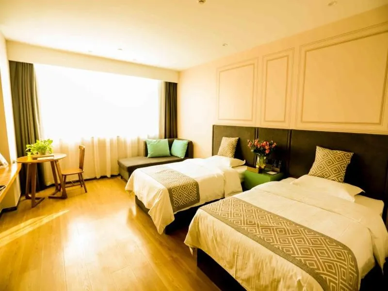 Bed in GreenTree Inn Xuzhou Economic Development Zone Da Miaozhen Business Hotel