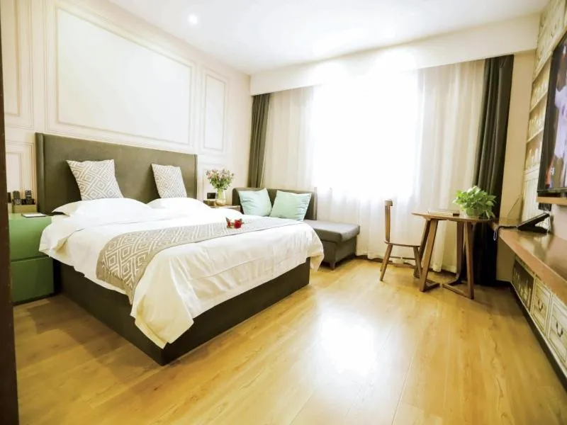 Bed in GreenTree Inn Xuzhou Economic Development Zone Da Miaozhen Business Hotel