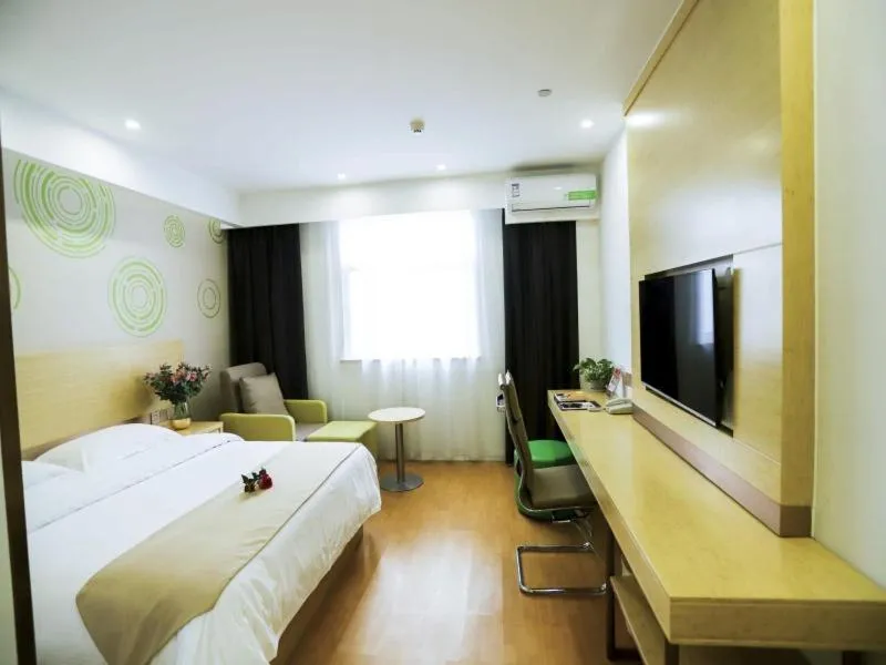 Bed in GreenTree Inn Xuzhou Economic Development Zone Da Miaozhen Business Hotel