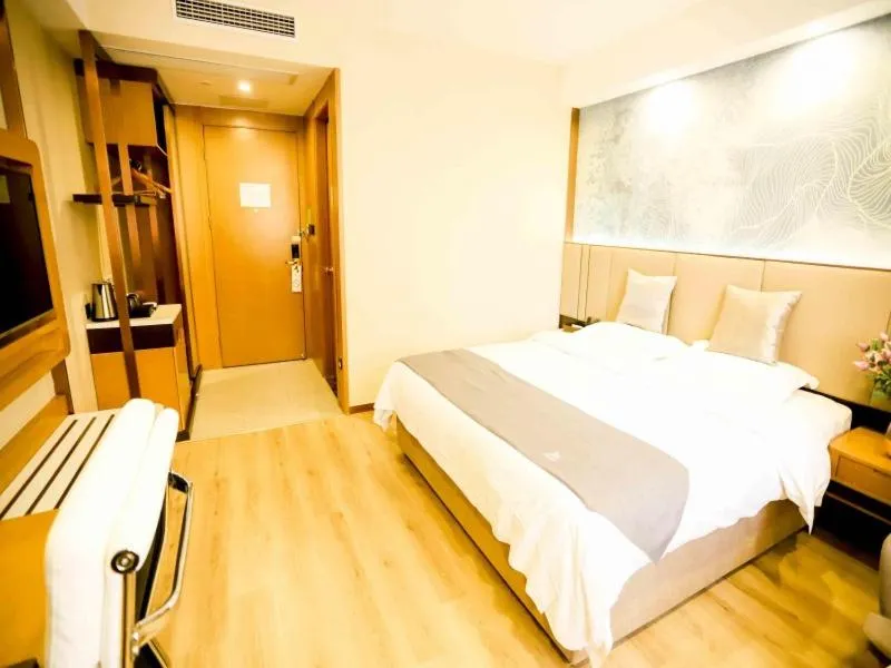 Bed in GreenTree Inn Xuzhou Economic Development Zone Da Miaozhen Business Hotel