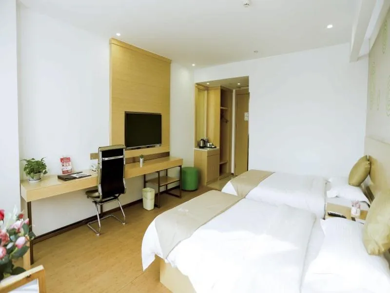 Bed in GreenTree Inn Xuzhou Economic Development Zone Da Miaozhen Business Hotel