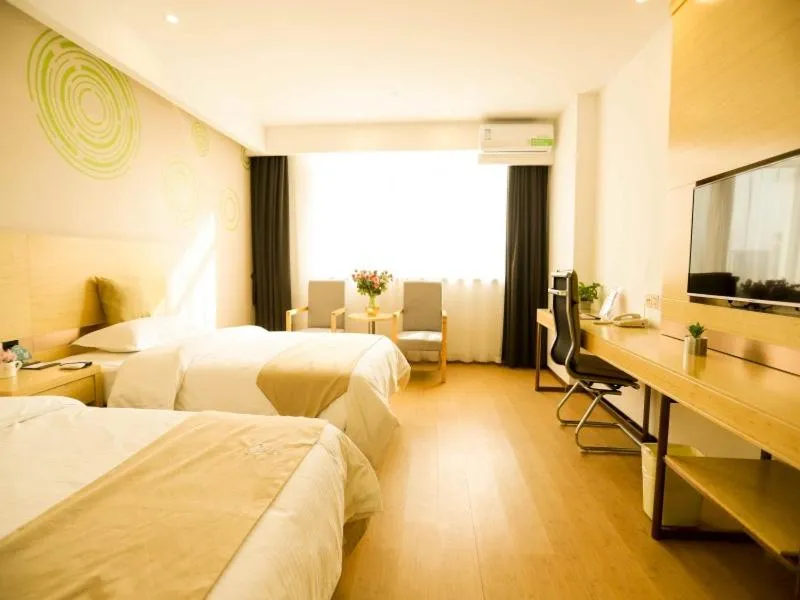 Bed in GreenTree Inn Xuzhou Economic Development Zone Da Miaozhen Business Hotel