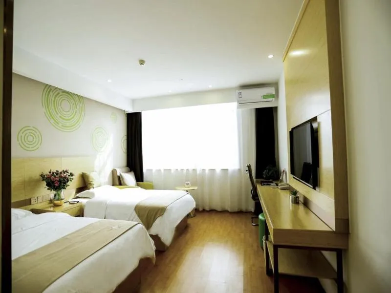 Bed in GreenTree Inn Xuzhou Economic Development Zone Da Miaozhen Business Hotel