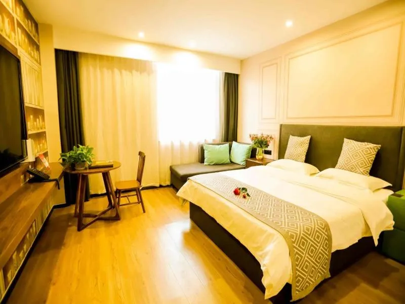 Bed in GreenTree Inn Xuzhou Economic Development Zone Da Miaozhen Business Hotel