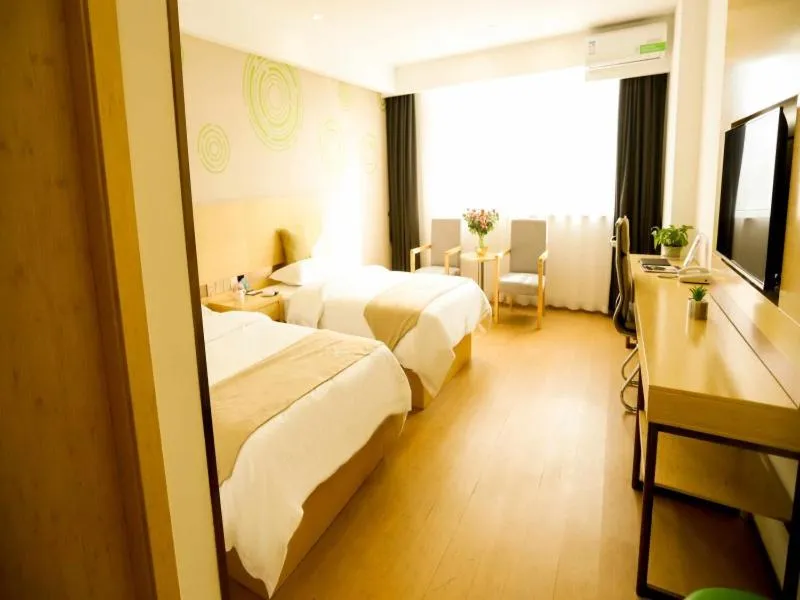 Bed in GreenTree Inn Xuzhou Economic Development Zone Da Miaozhen Business Hotel
