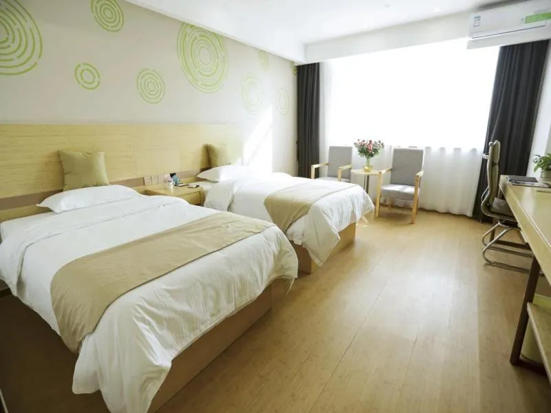 Bed in GreenTree Inn Xuzhou Economic Development Zone Da Miaozhen Business Hotel