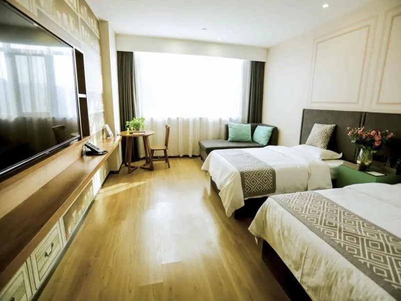 Bed in GreenTree Inn Xuzhou Economic Development Zone Da Miaozhen Business Hotel