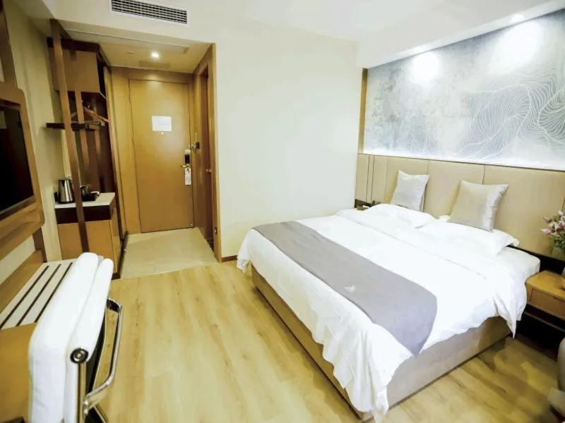 Bed in GreenTree Inn Xuzhou Economic Development Zone Da Miaozhen Business Hotel