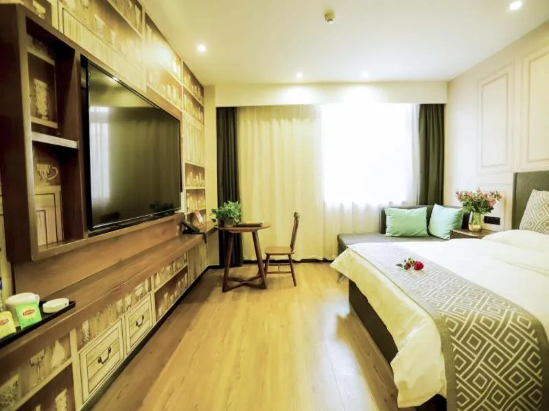 Bed in GreenTree Inn Xuzhou Economic Development Zone Da Miaozhen Business Hotel