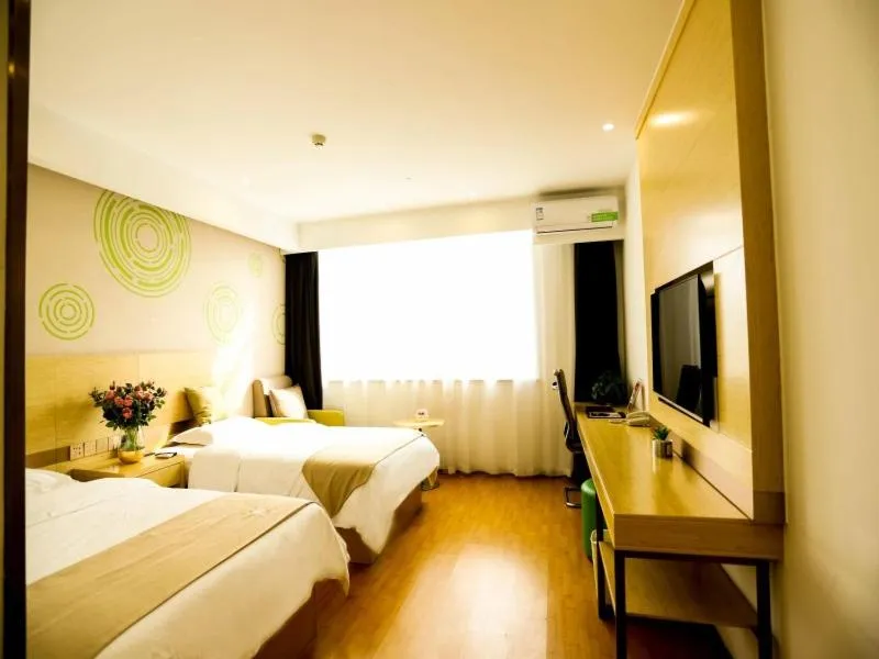 Bed in GreenTree Inn Xuzhou Economic Development Zone Da Miaozhen Business Hotel