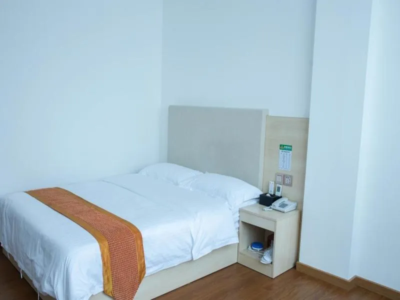 GreenTree Alliance Guangzhou Huadu District Tuanjie Village Airport Hotel