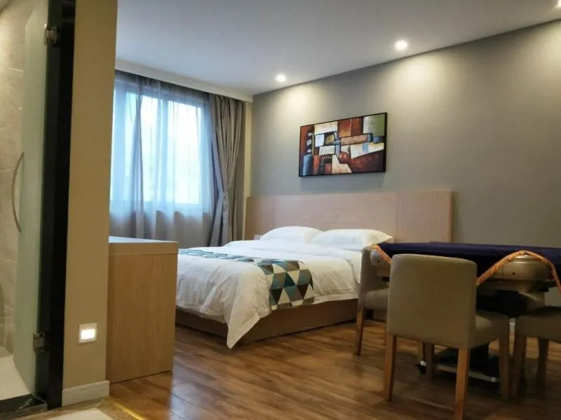 Bed in Shell Shanghai New International Expo Center Fanghua Road Metro Station Hotel