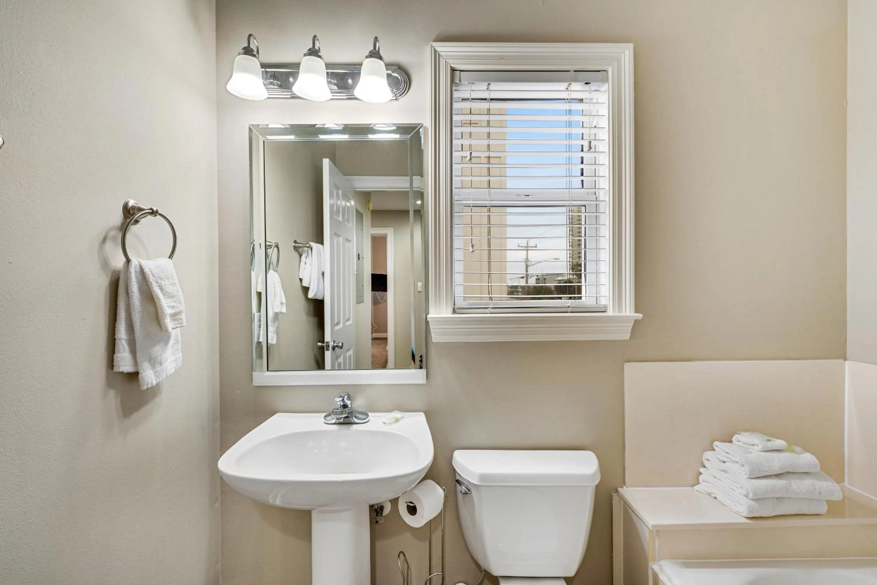 Wave Dancer by Meyer Vacation Rentals