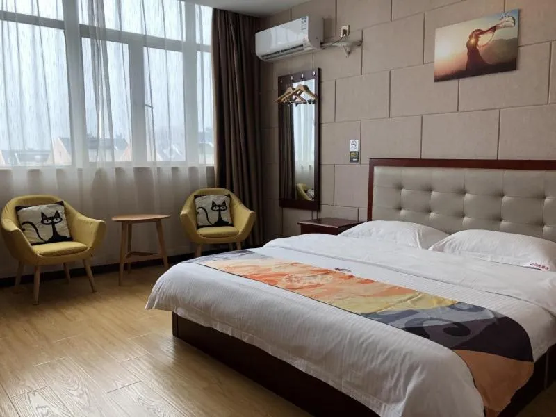 Bed in Shell Shanghai Jinshan Zhanyan Songjin Highway Hotel