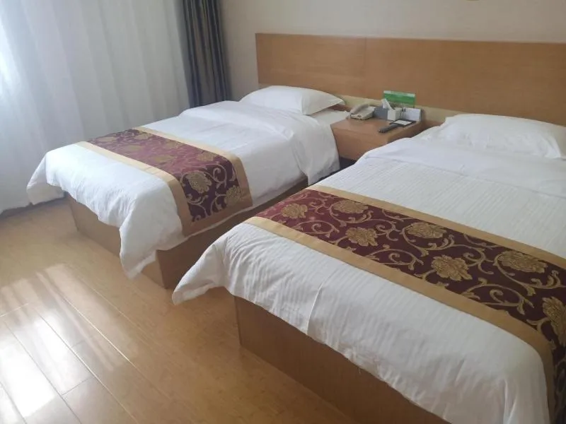 Bed in GreenTree Inn Hefei Huainan Road Huaihe Garden Express Hotel