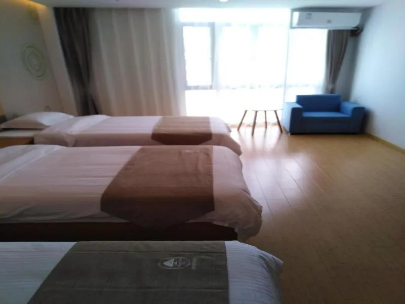 Bed in GreenTree Inn Shanghai Jinshan District Wanda Plaza Longhao Road Express Hotel