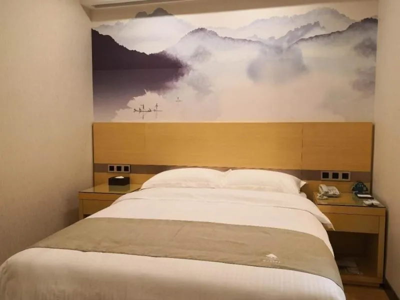 Bed in GreenTree Inn Hefei Economic Development Zone Qingtan Road One six eight Middle SchoolExpress Hotel