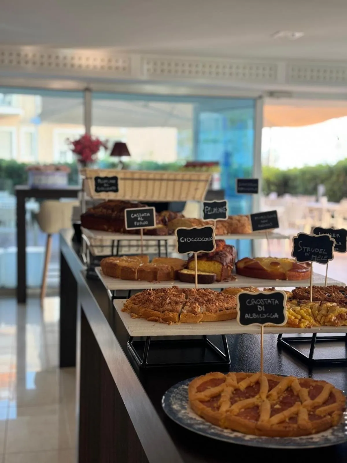 Food and drinks in G House Rimini Spiaggia