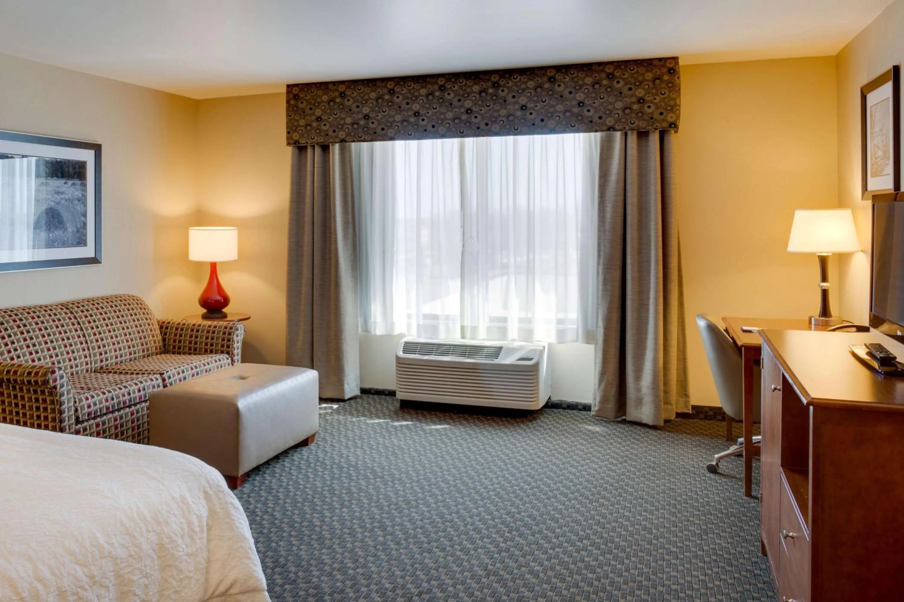 Bedroom, Bed in Hampton Inn Chickasha