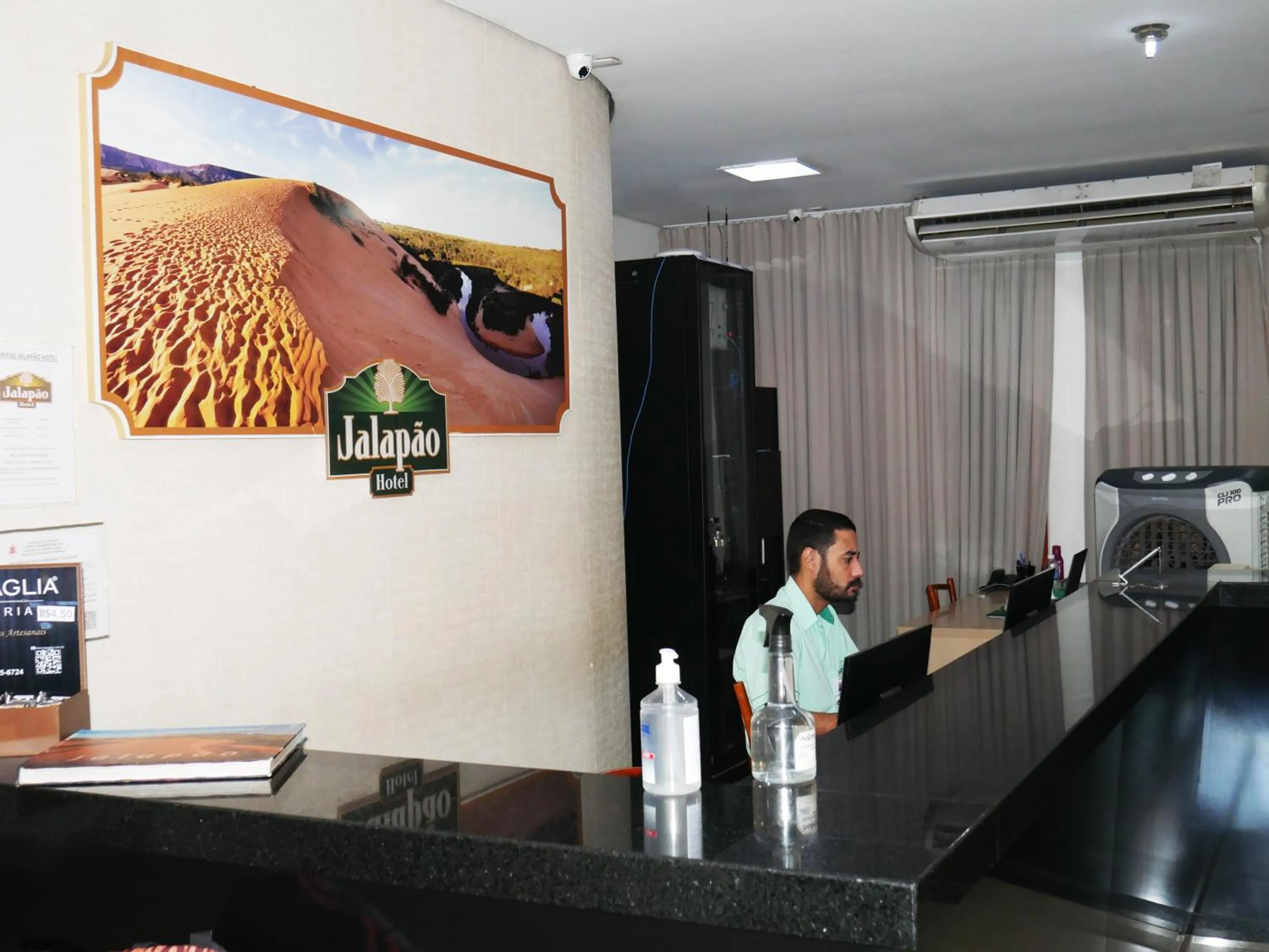 Staff in Jalapão Hotel