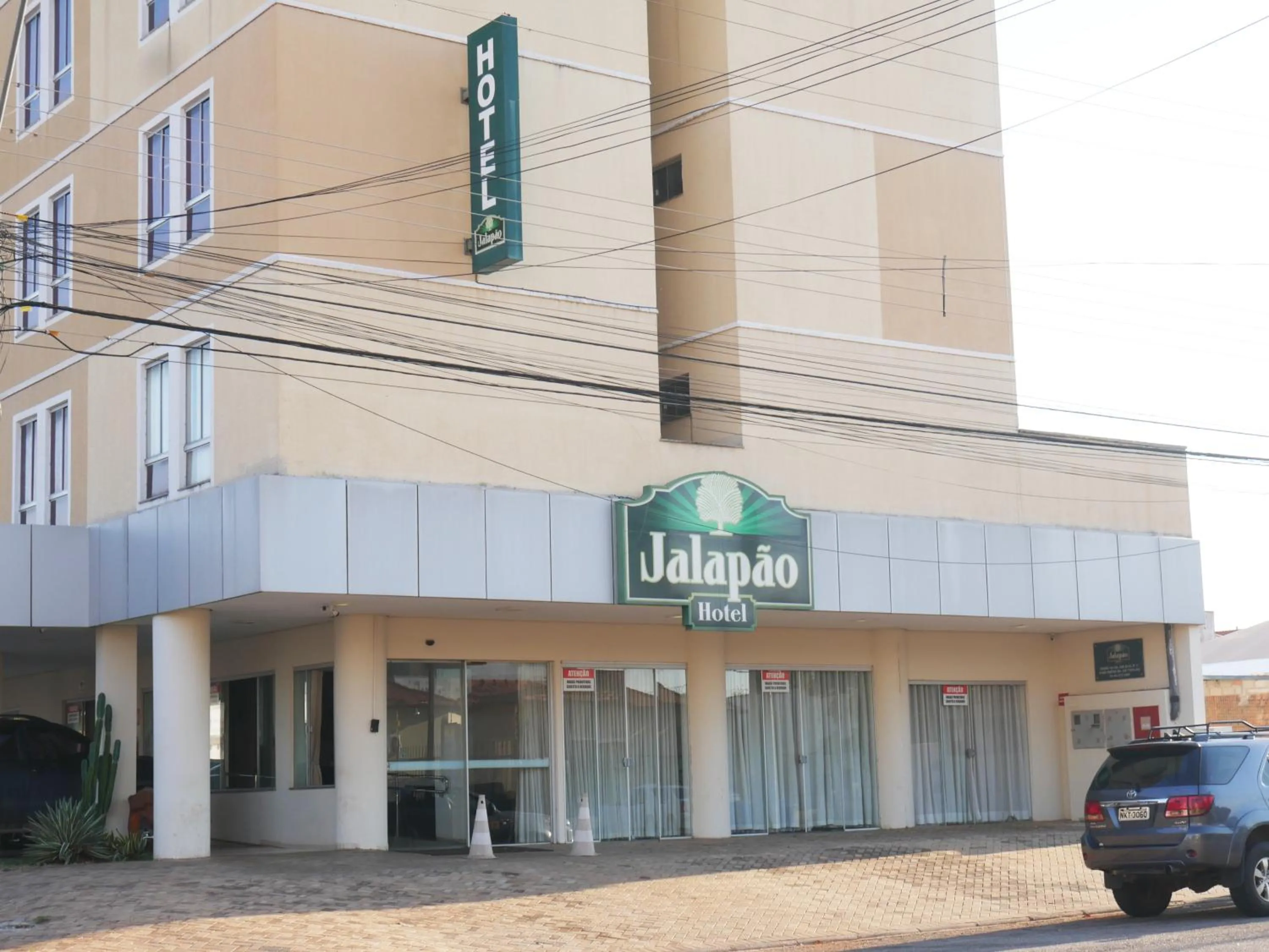 Facade/entrance in Jalapão Hotel