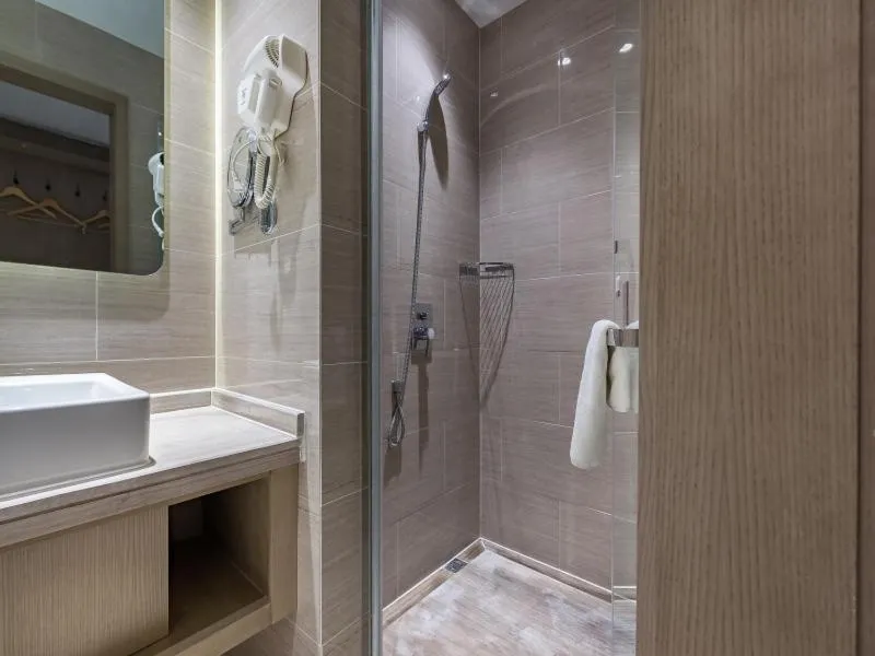 GreenTree Eastern Xuzhou High Speed Railway Station West Exit Station Hotel