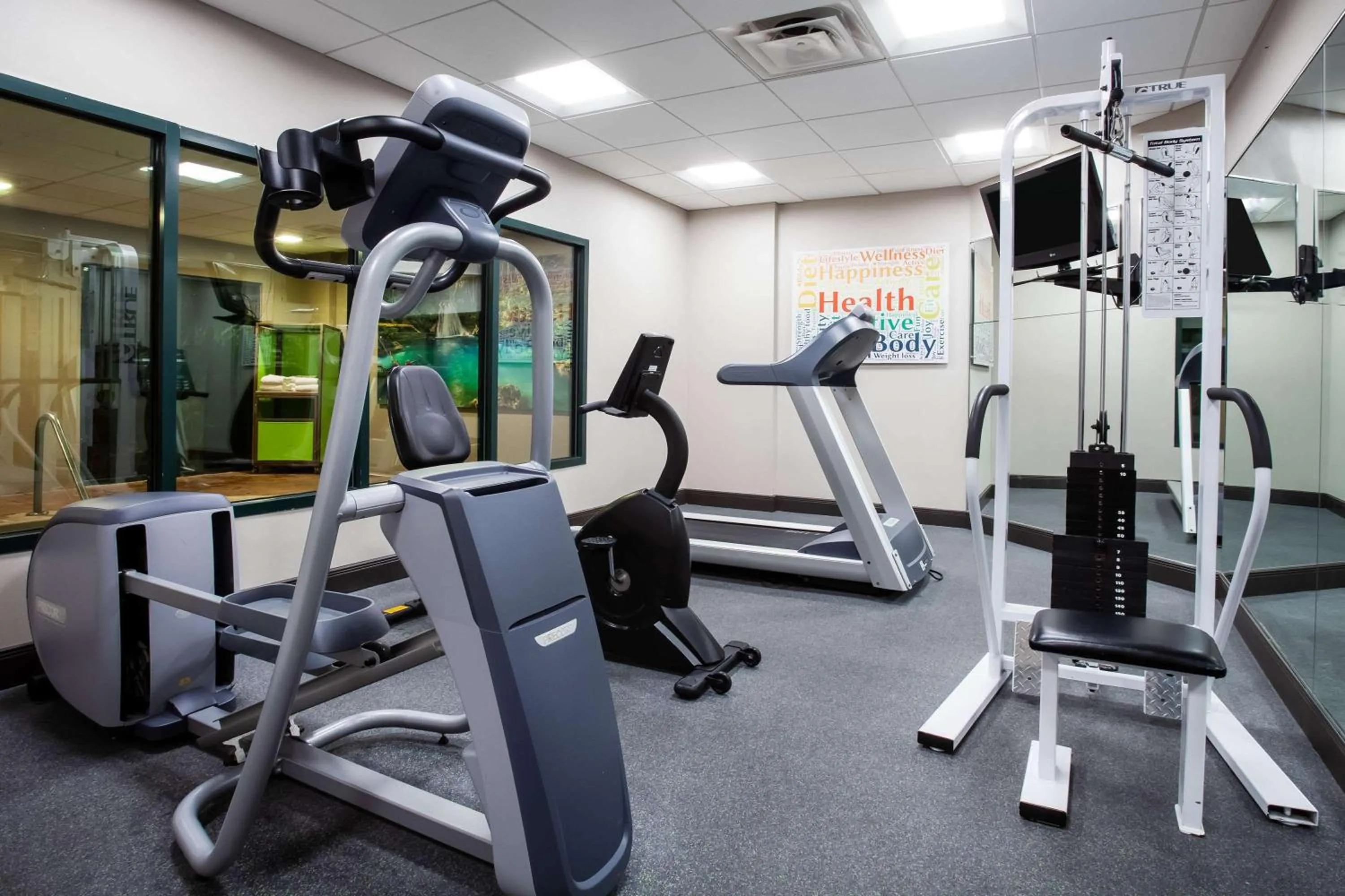Fitness centre/facilities in Wingate By Wyndham - Orlando International Airport- Free Hot Breakfast