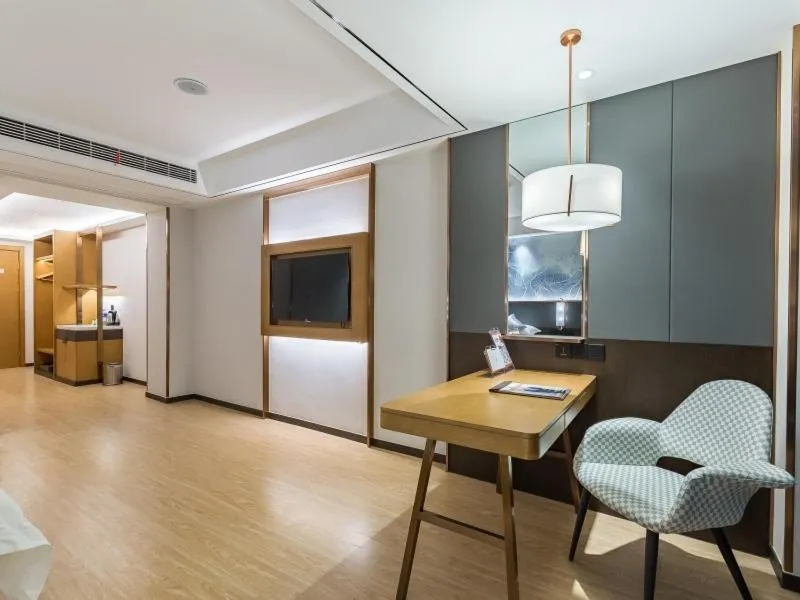 GreenTree Eastern Xuzhou High Speed Railway Station Square Yindi Automobile Market Hotel