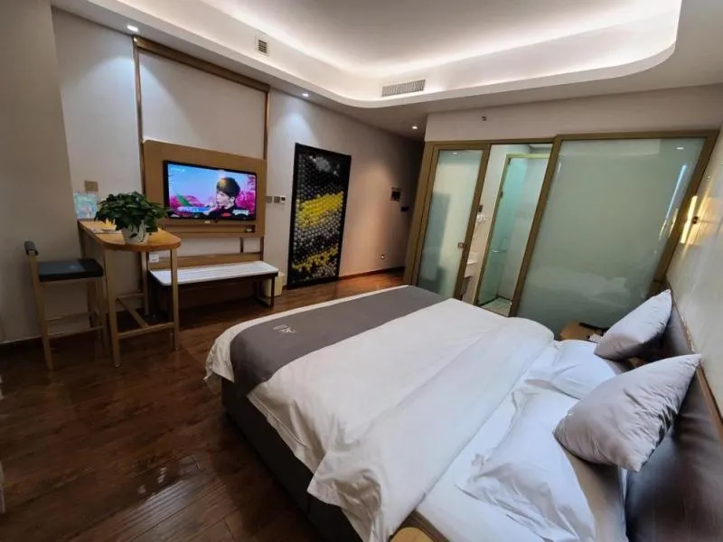 Bed in GreenTree Eastern Rizhao High Speed Railway Station Hotel
