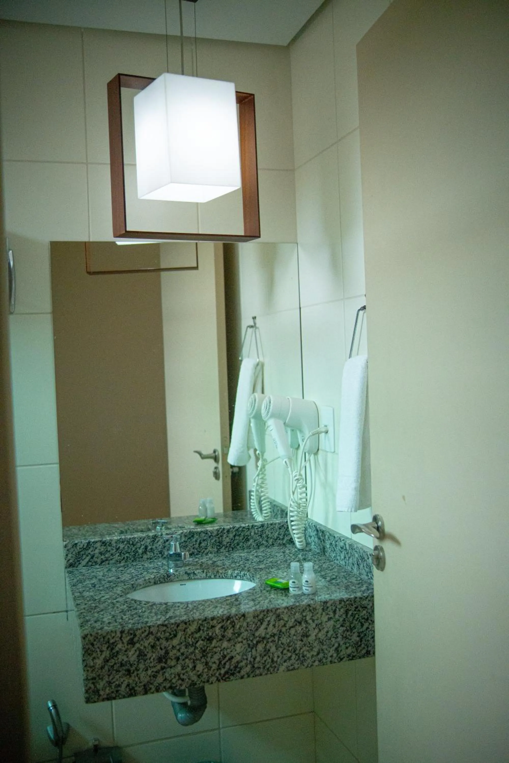 Bathroom in Amazônia Palace Hotel