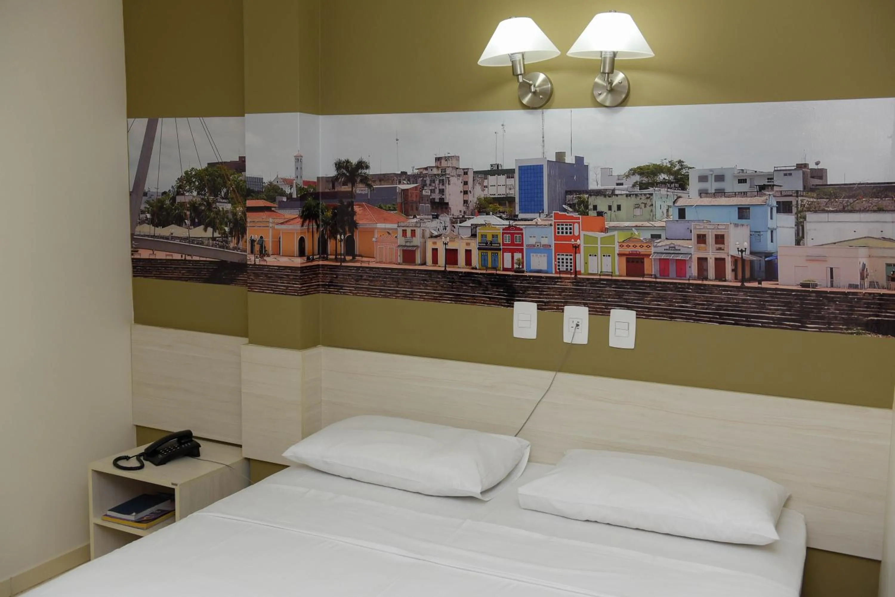Property building, Bed in Amazônia Palace Hotel