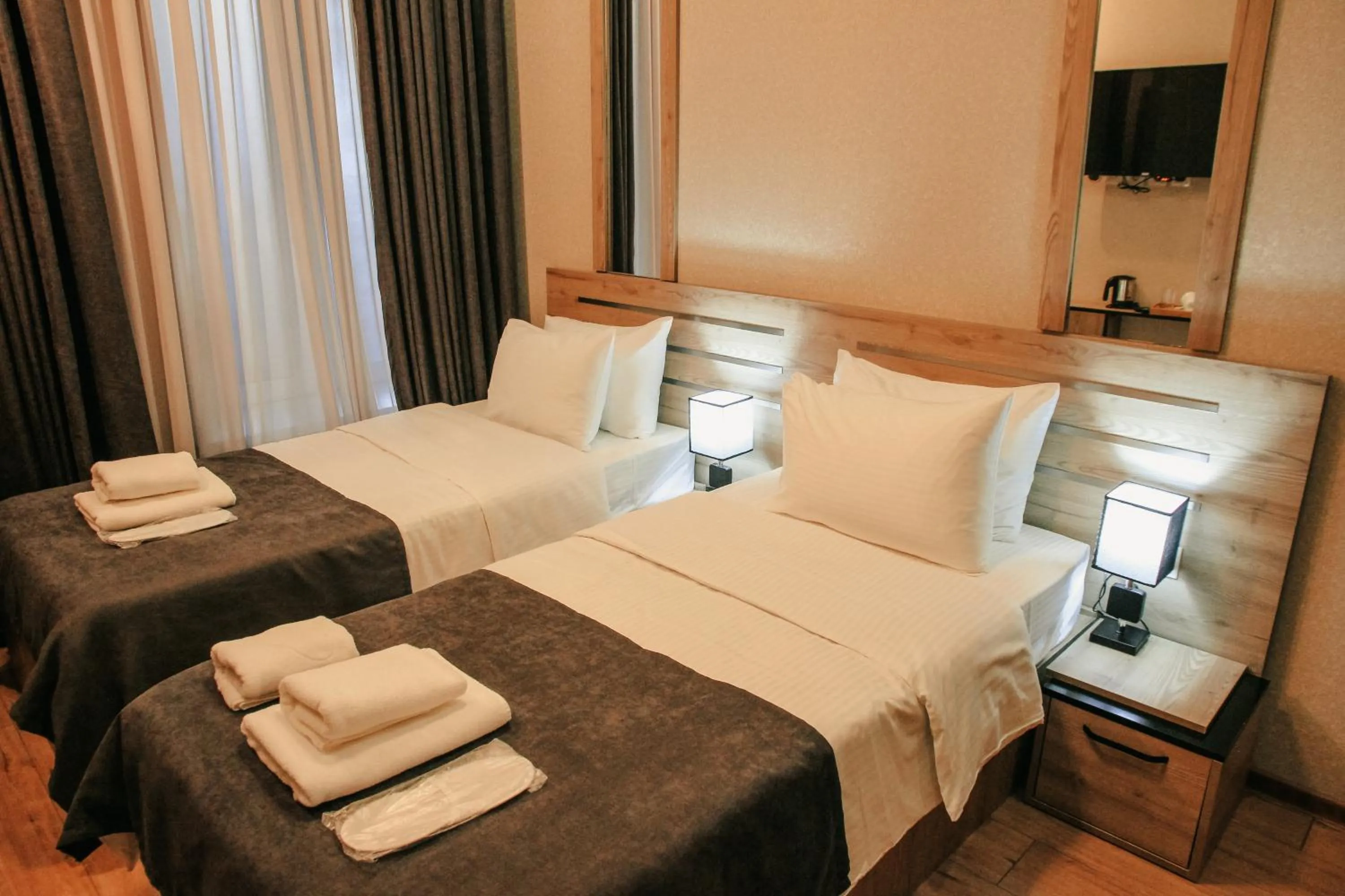 Bedroom, Bed in City Heart Hotel