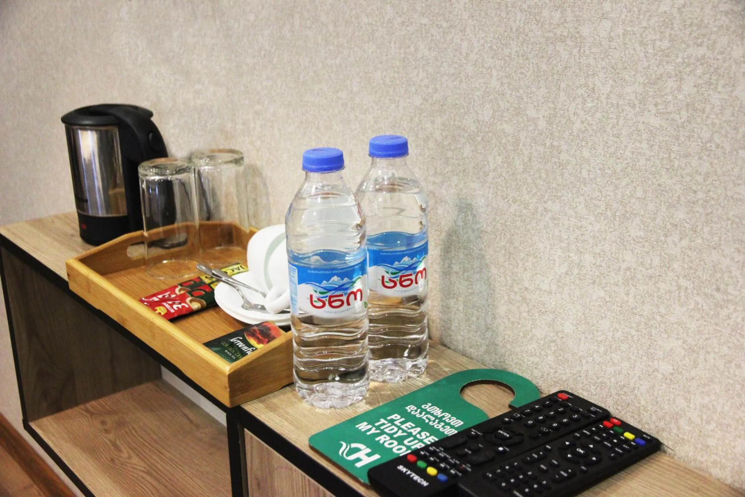 Coffee/tea facilities in City Heart Hotel