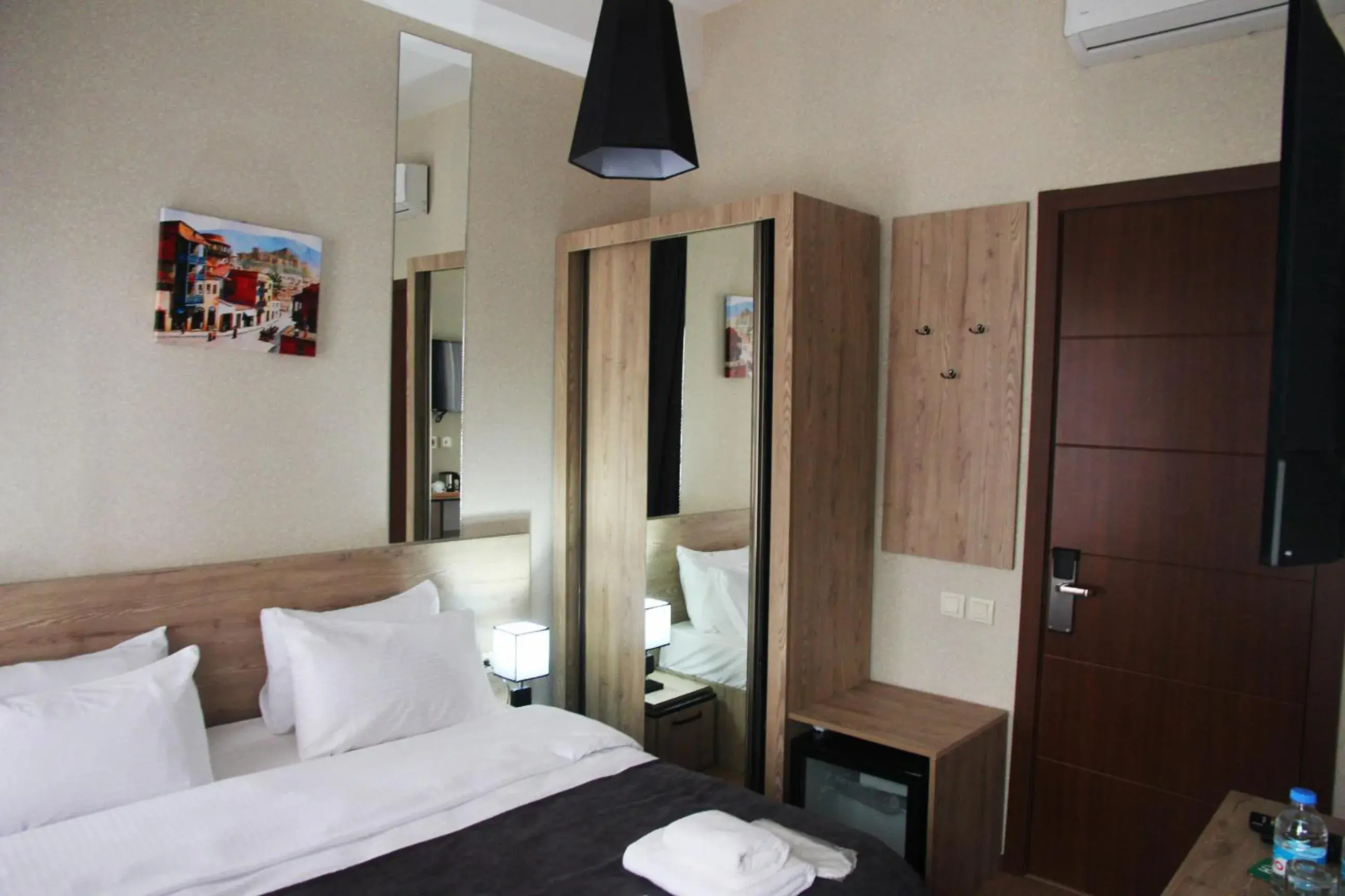 Standard Double Room - single occupancy in City Heart Hotel Standard Double Room - single occupancy in City Heart Hotel