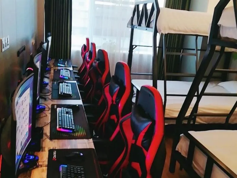 Vatica Huanggang Luotian County City Square Hotel