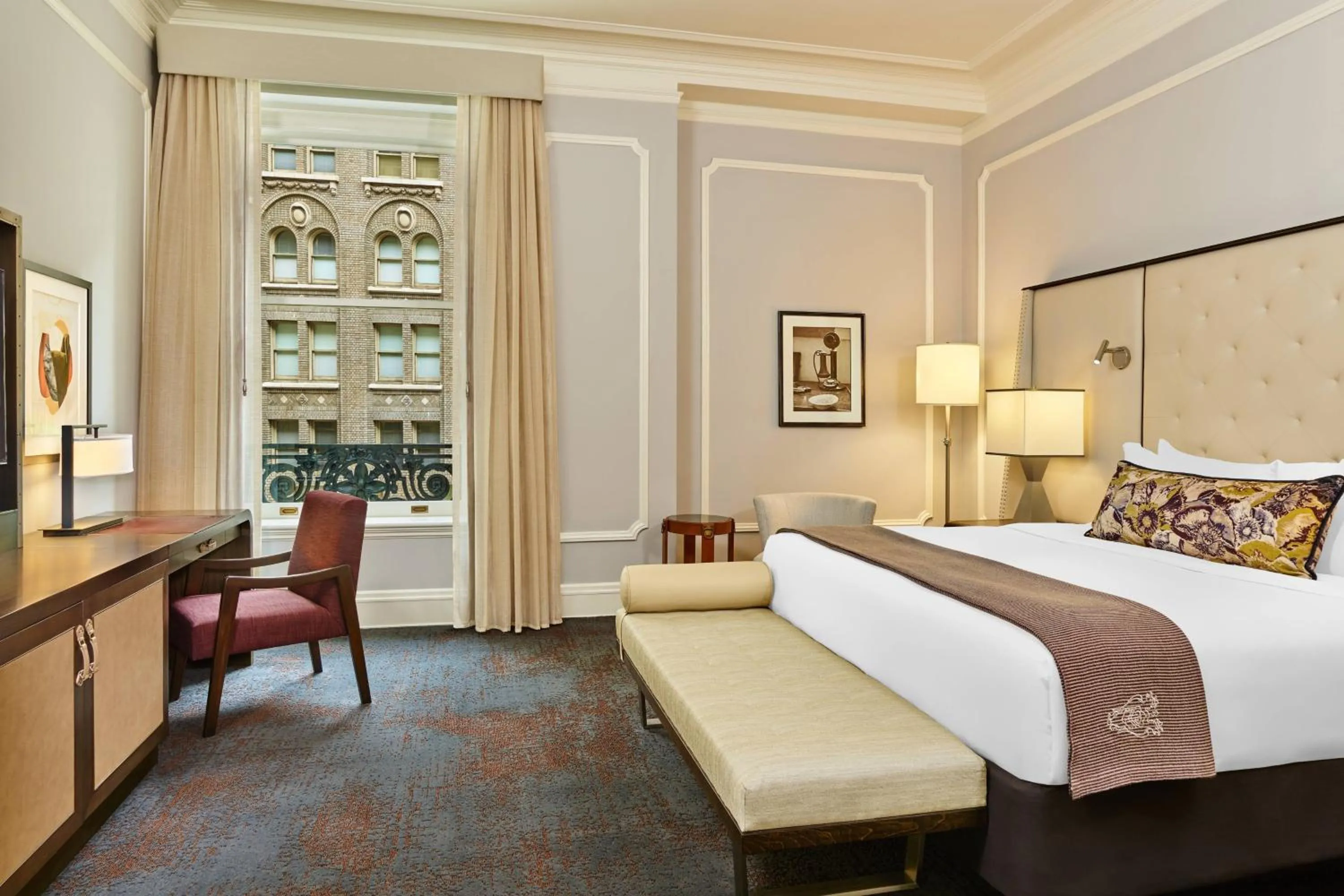 Photo of the whole room, Bed in Palace Hotel, a Luxury Collection Hotel, San Francisco