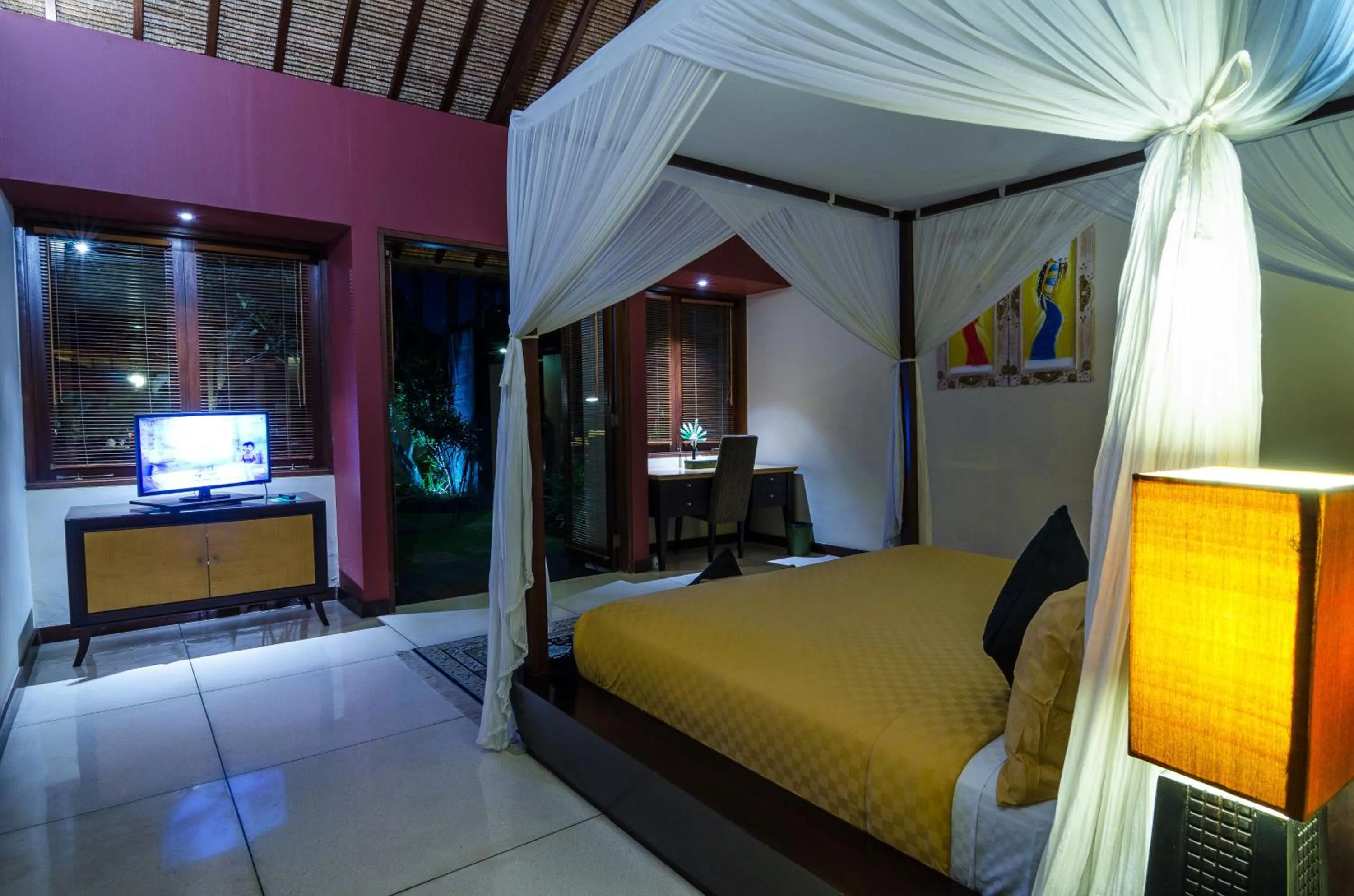 Photo of the whole room, Bed in Imani Villas