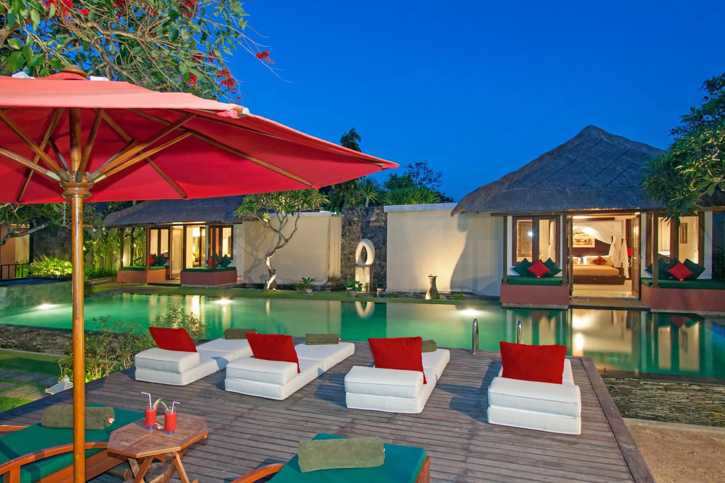 Swimming pool in Imani Villas