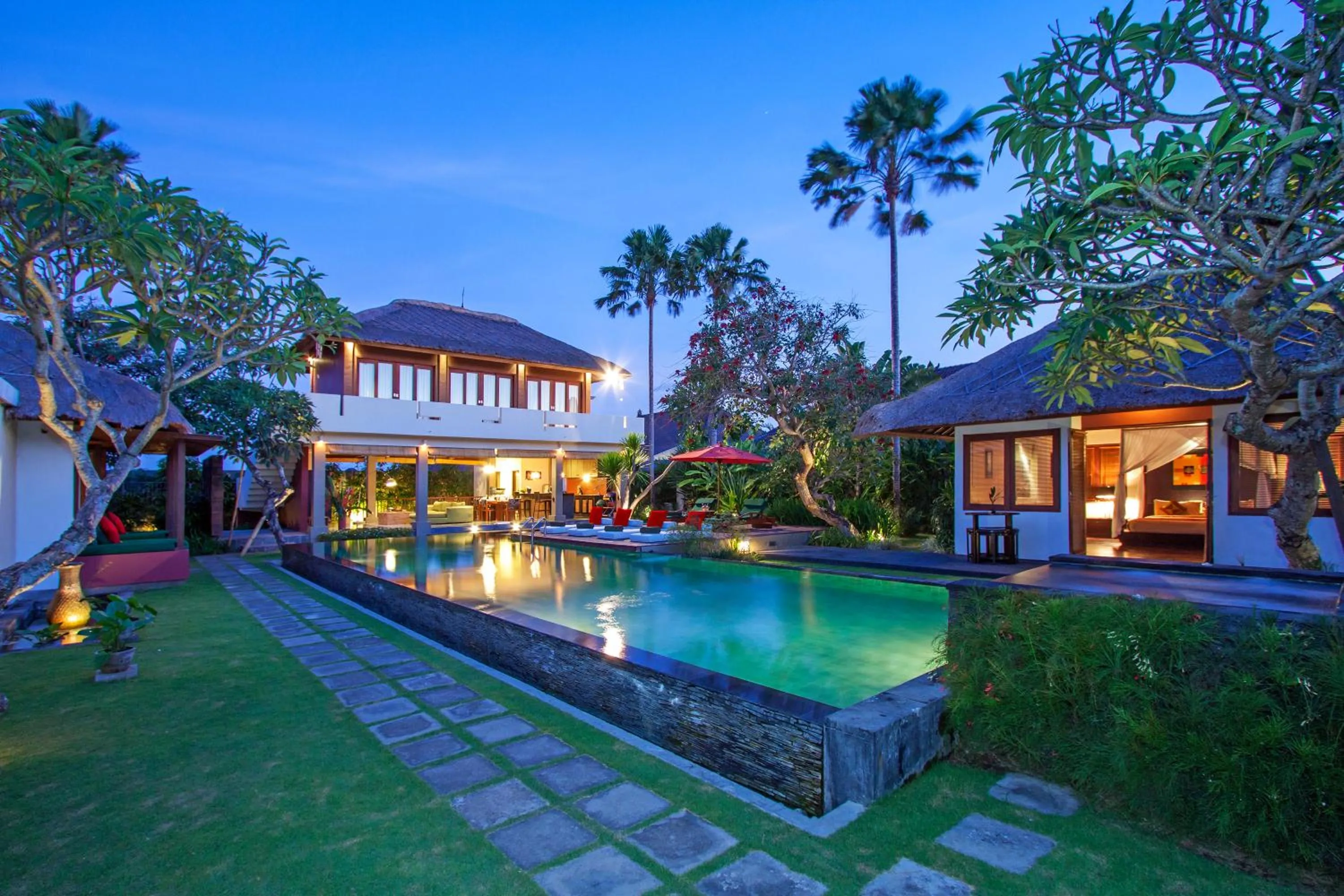 Swimming pool in Imani Villas