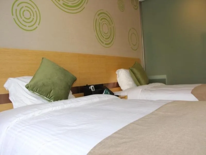 Bed in GreenTree Inn Langfang Dachang Movie City Select Hotel