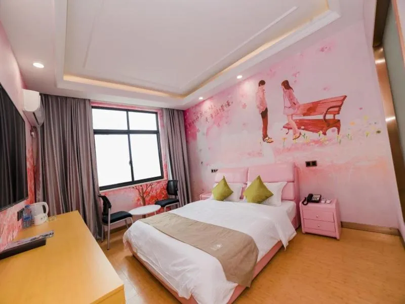 Bed in GreenTree Inn Suzhou Zhangjiagang City Jingang Town Express Hotel
