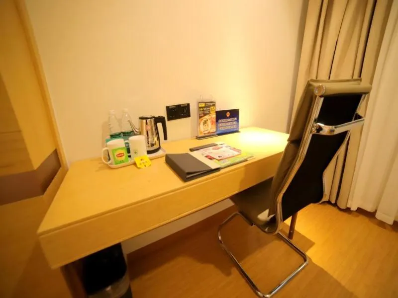 GreenTree Inn Beijing Shunyi District Fuqian West Street Shimen Subway Station Express Hotel