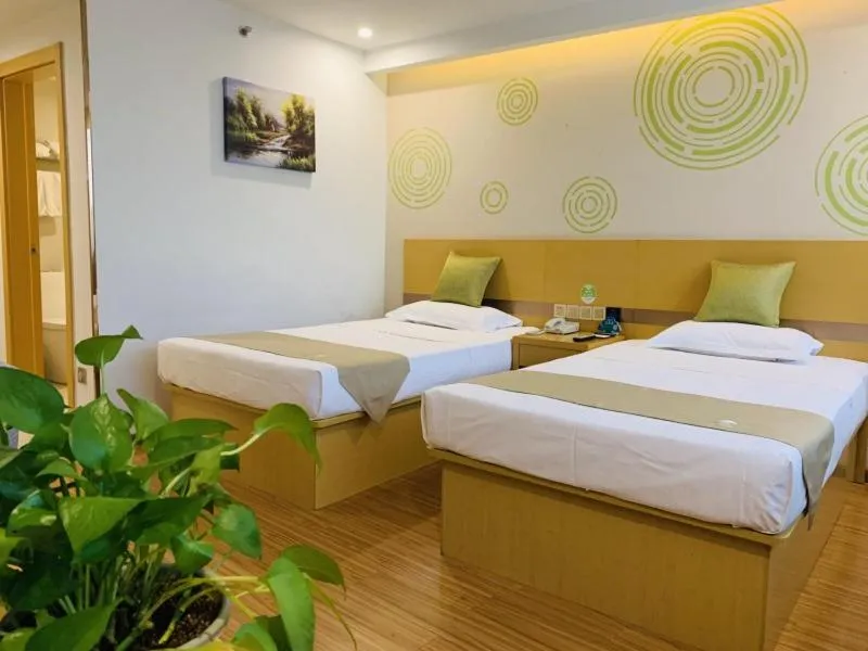 Bed in GreenTree Inn Tianjin Hedong District Tianjin Station Front Square Express Hotel
