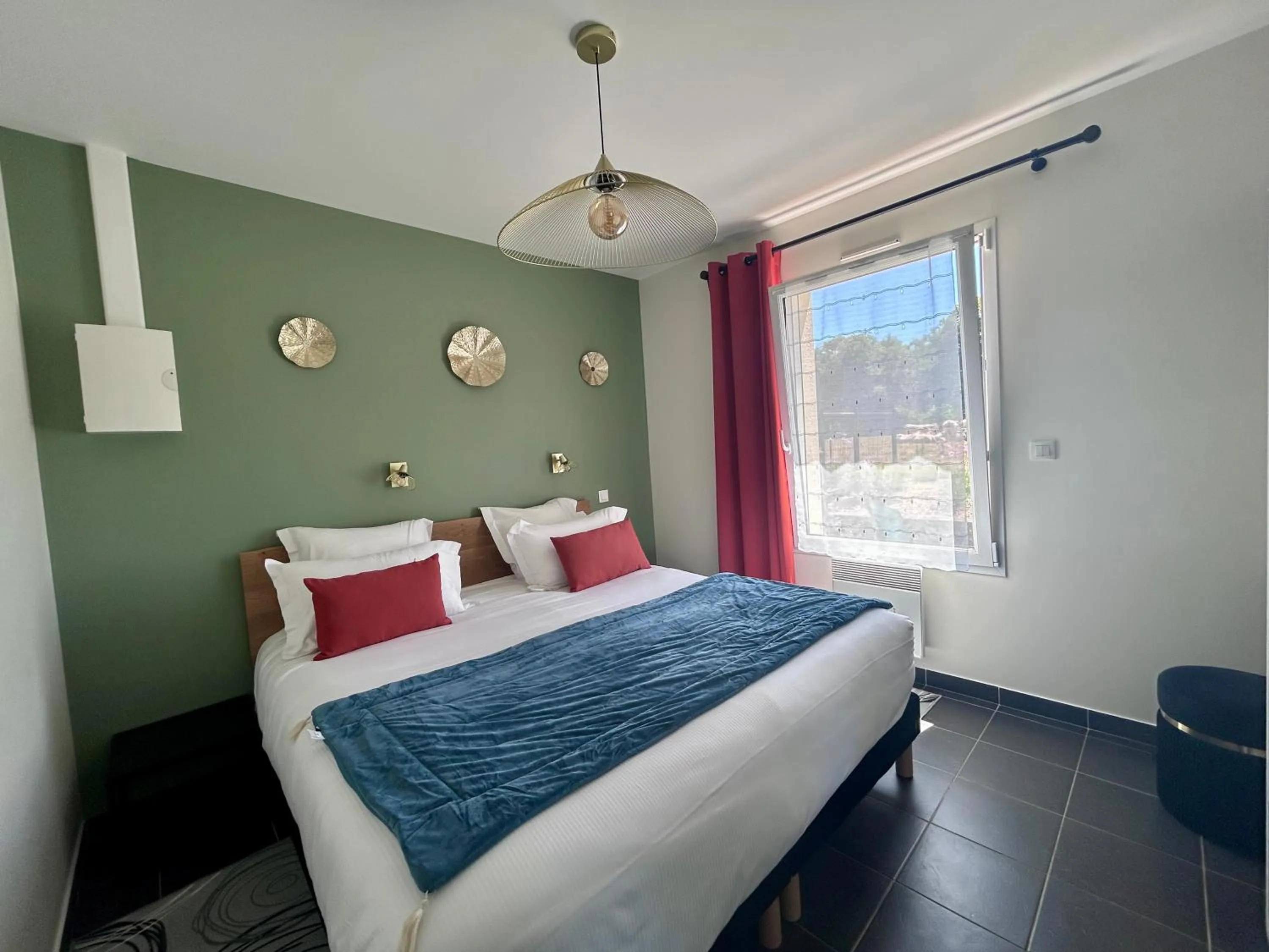 Bedroom, Bed in BRIT HOTEL Lannion-Perros Guirec