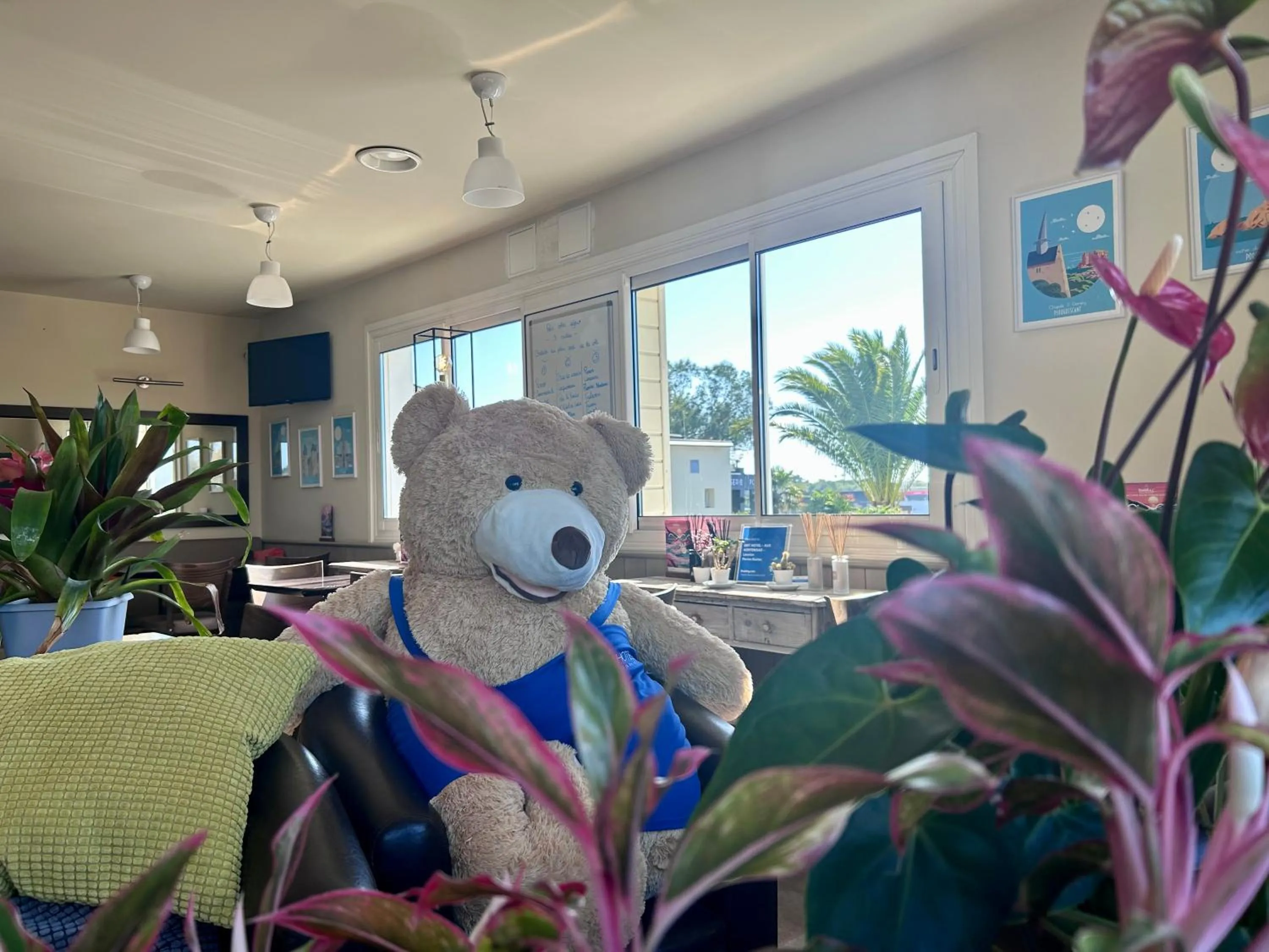 Lobby or reception in BRIT HOTEL Lannion-Perros Guirec