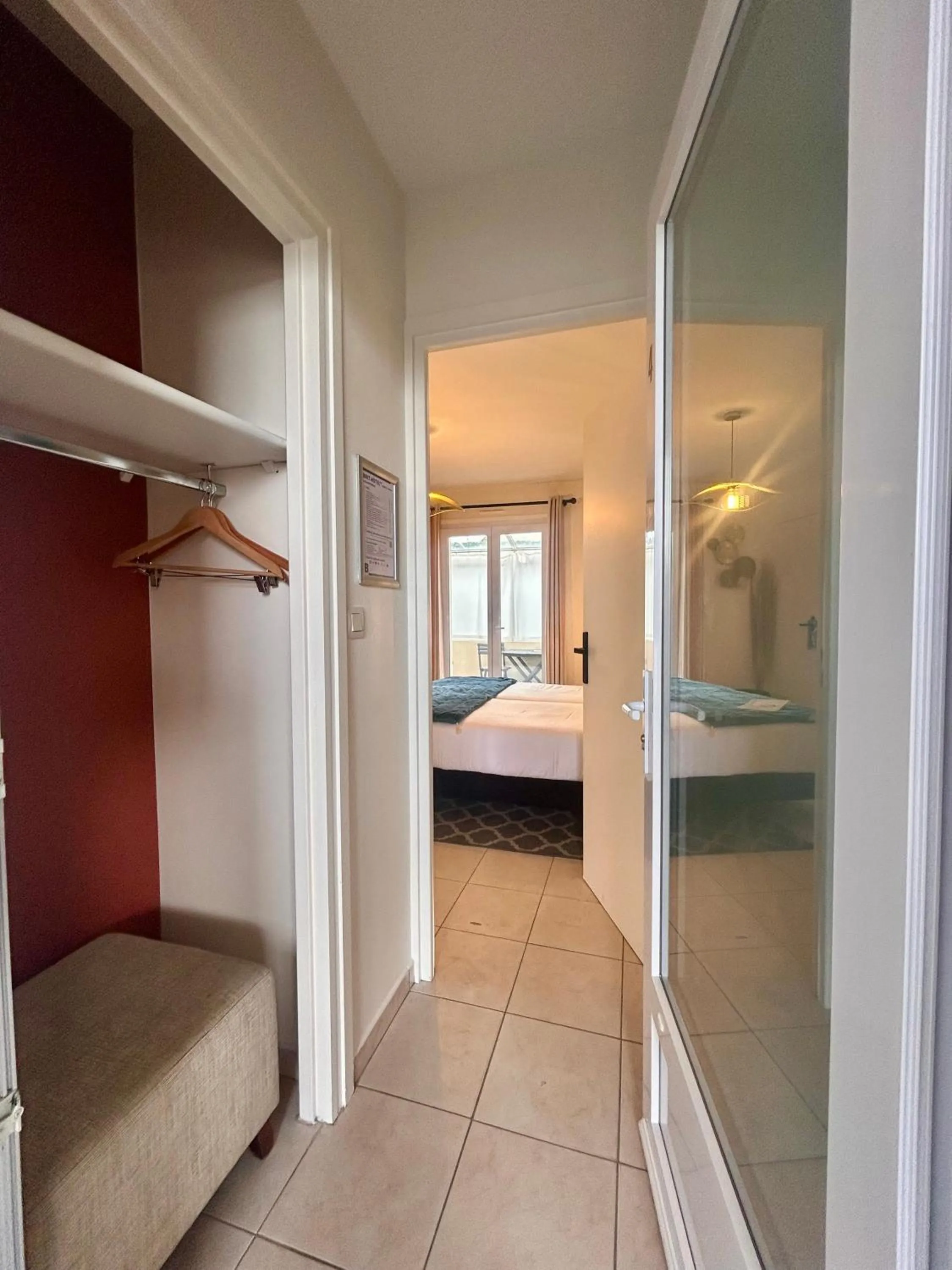 Photo of the whole room, Bed in BRIT HOTEL Lannion Perros-Guirec